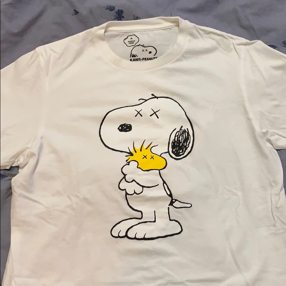 Uniqlo Kaws Peanuts White T-shirt
